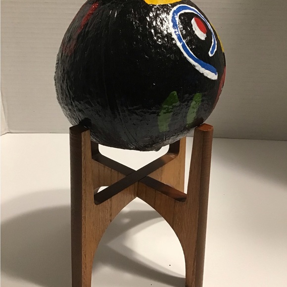 Mardi Gras New Orleans Zulu 2023 Authentic Coconut (New) - Picture 4 of 9